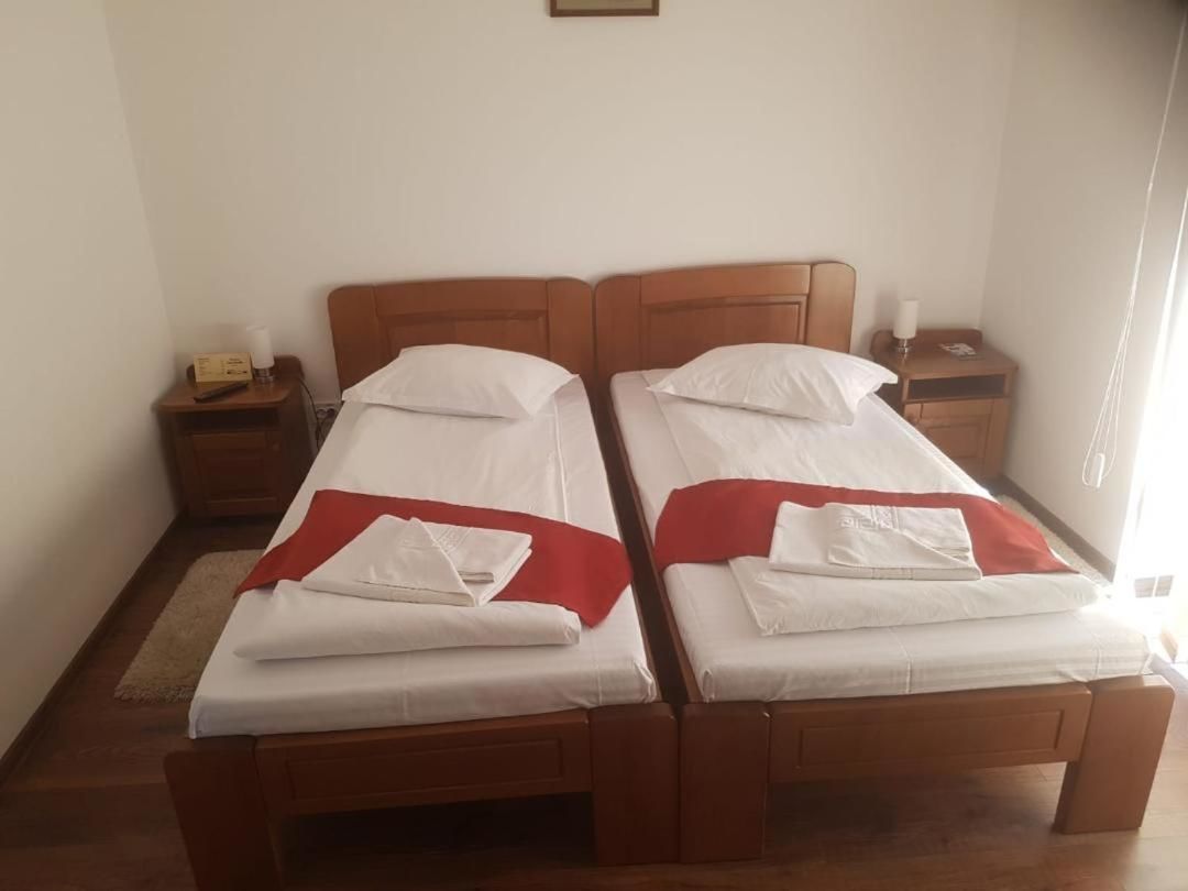 Отели типа «постель и завтрак» Casa Irinella Сату-Маре-38