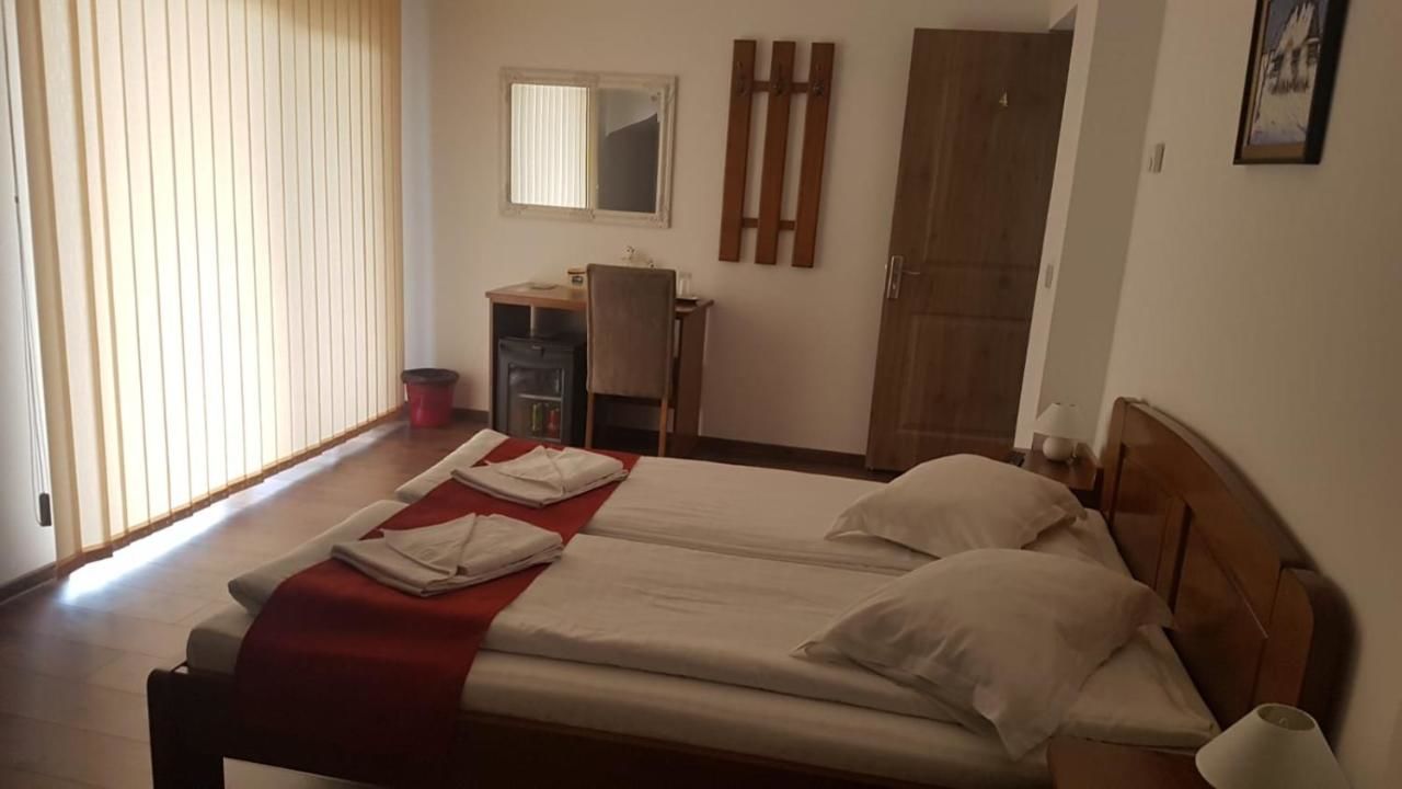 Отели типа «постель и завтрак» Casa Irinella Сату-Маре-48